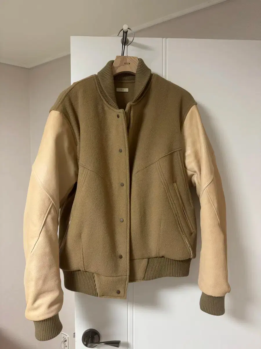 XLIM | 엑슬림 Xlim EP.5 SYNOPSIS 01 HOODIE ZIP UP SAND